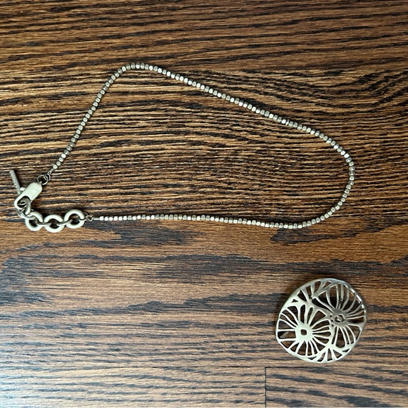 Kenneth Cole Necklace - Picture 5 of 5